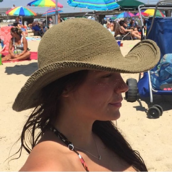 COPY - Foxgloves Cotton Crochet Hats
HANDMADE IN BALI - Tan - Picture 2 of 2